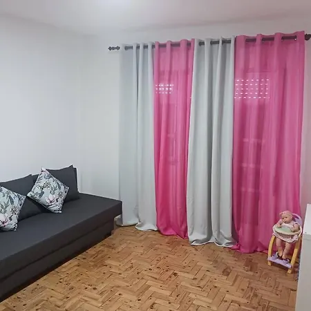Simpático apartamento no centro-3